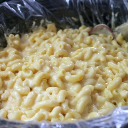 creamiest macaroni and cheese in the crockpot
