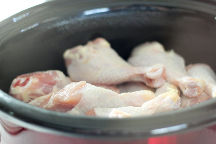 raw drumsticks in the crockpot slow cooker
