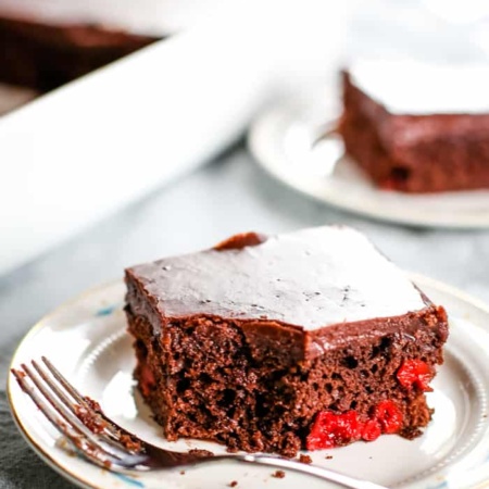 chocolate cherry cake