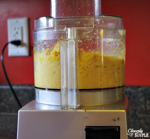 use a food processor to make homemade hummus