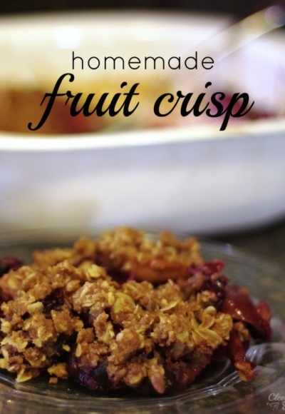 Homemade fruit crisp recipe made with pure maple syrup, vanilla, apples and blueberries