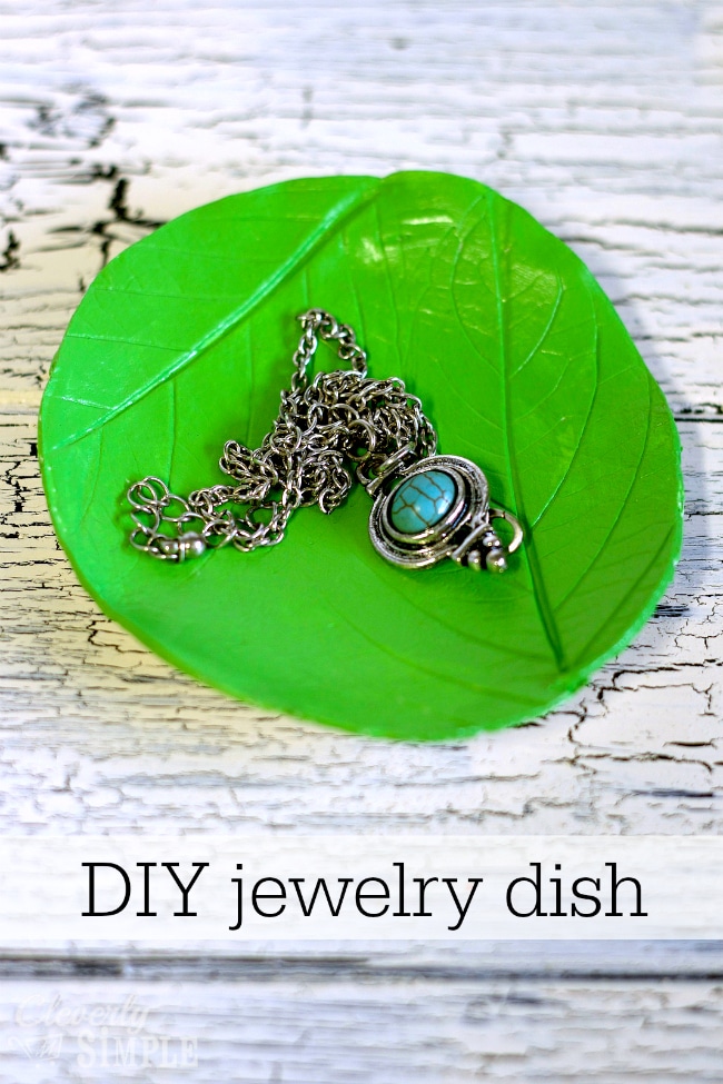 DIY jewelry plate