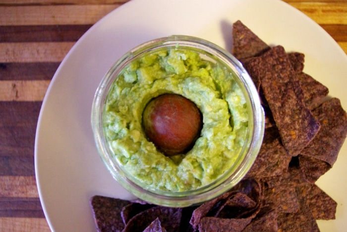 How to make guacamole not brown