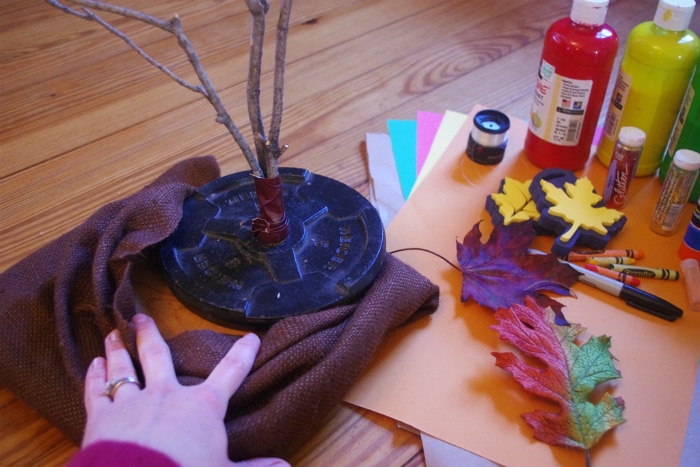homemade-thankful-tree-craft-for-kids-3
