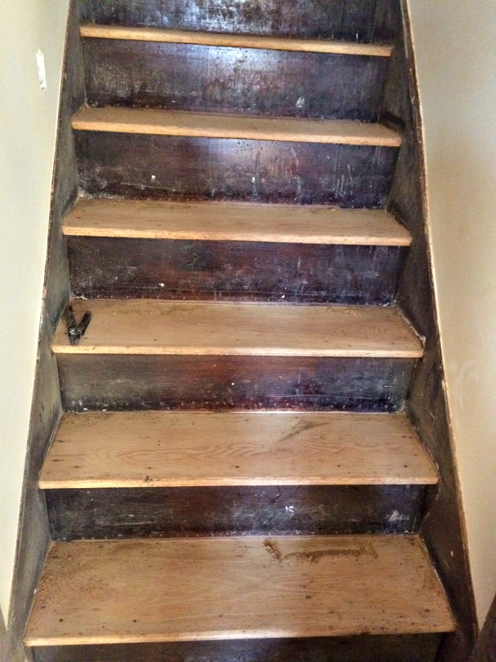 farmhouse-renovation-week-19-stairs-refinished-and-sanded