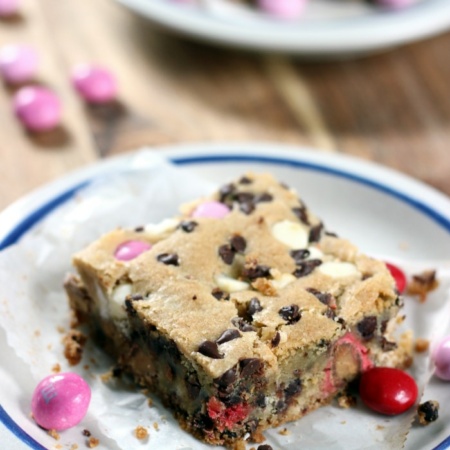Valentines Day Cookie Bars