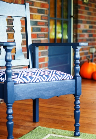 painted blue porch furniture on front porch