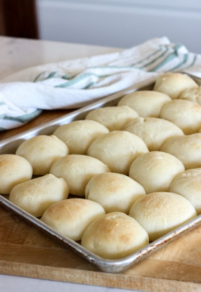 dinner rolls on a baking pan