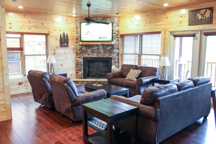 Gatlinburg Falls Resort Cypress Lodge Living Room