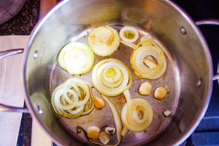 browning onions for roast