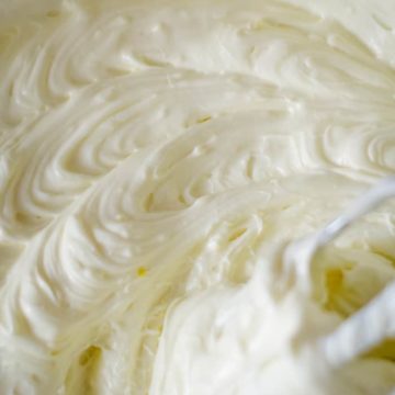 lemon cream cheese frosting in bowl