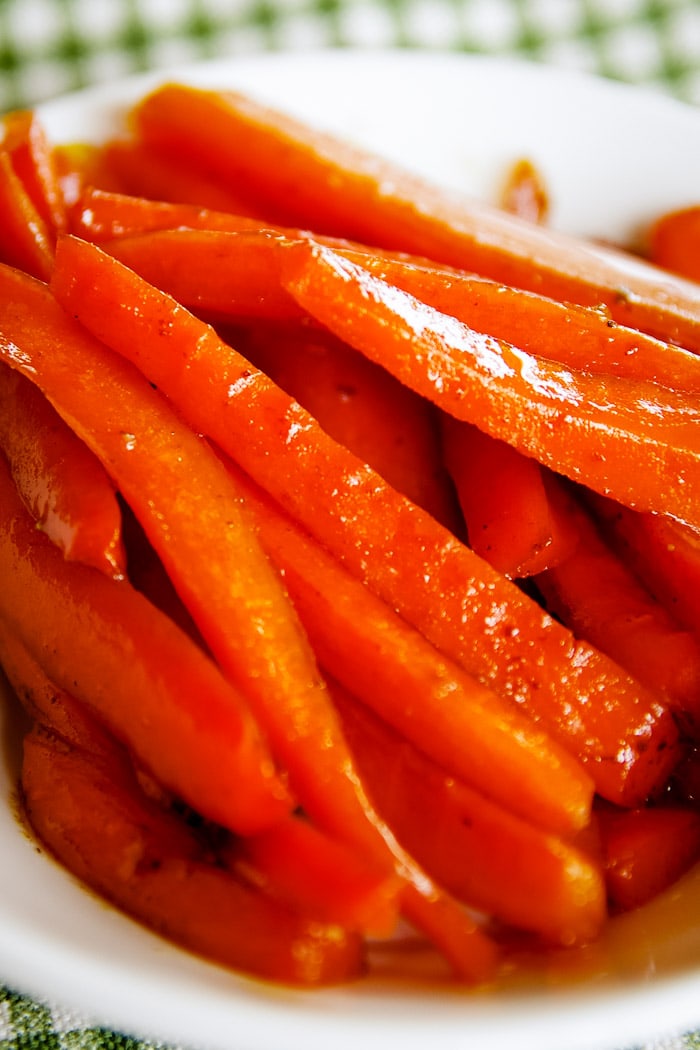 maple glazed carrots in bowl
