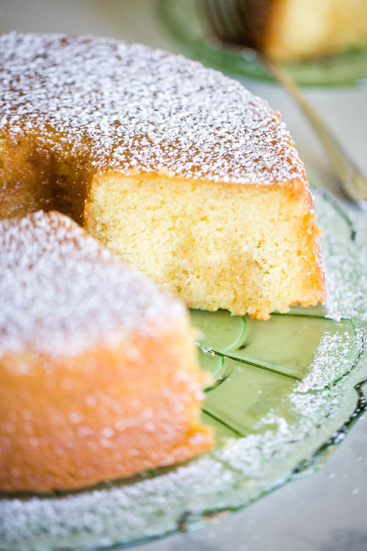 Cinnamon cake super soft and moist 