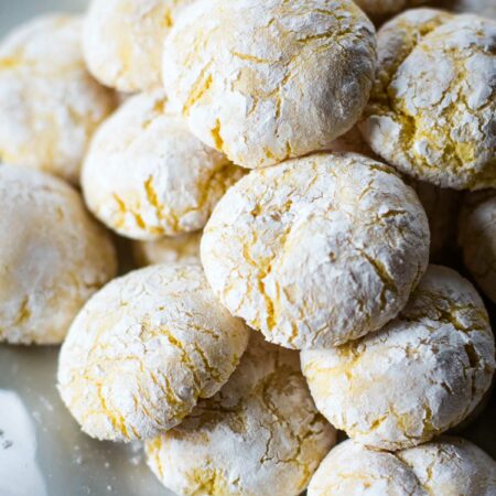 close up of cake mix cookies