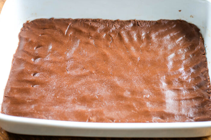 base chocolate layer for date bars in baking dish