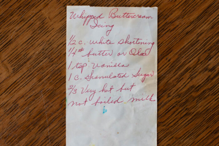 handwritten vintage recipe for whipped frosting