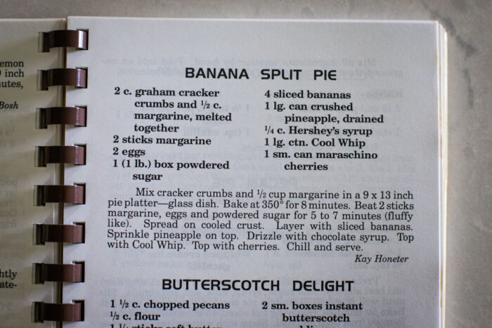 vintage cookbook recipe for banana split cake