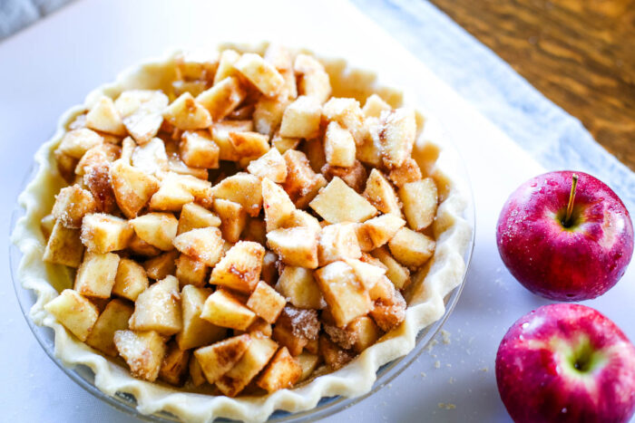 apples in pie shell