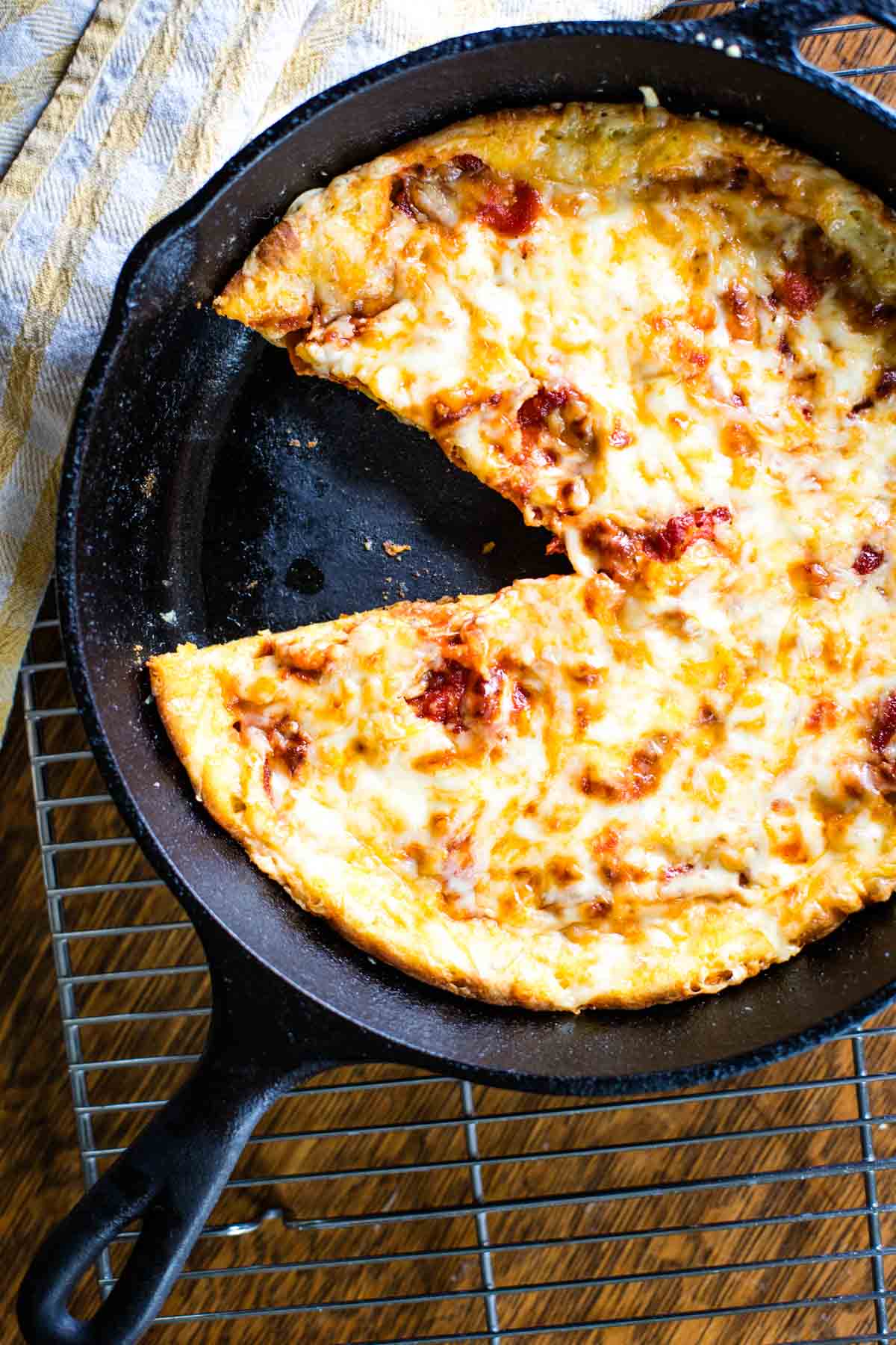 upside down pizza in cast iron skillet